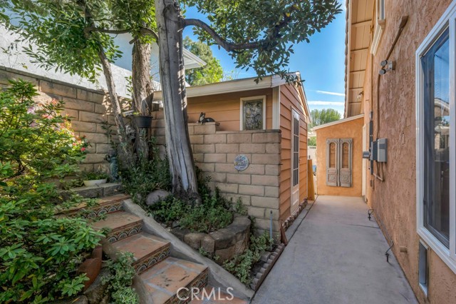 Detail Gallery Image 33 of 50 For 11431 Porter Valley, Porter Ranch,  CA 91326 - 3 Beds | 2 Baths