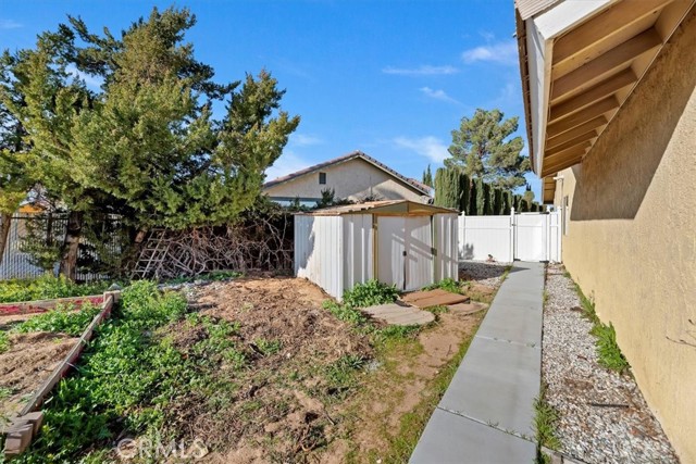 Detail Gallery Image 46 of 57 For 19185 Cochise, Apple Valley,  CA 92308 - 4 Beds | 2 Baths