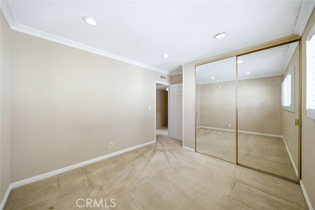 Detail Gallery Image 17 of 34 For 9512 via Venezia, Burbank,  CA 91504 - 3 Beds | 2 Baths