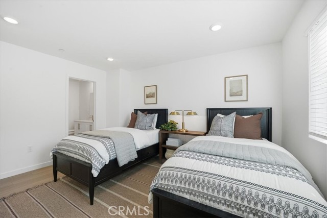 Detail Gallery Image 37 of 43 For 2392 Haley Point Drive #104,  Ventura,  CA 93003 - 3 Beds | 3/1 Baths