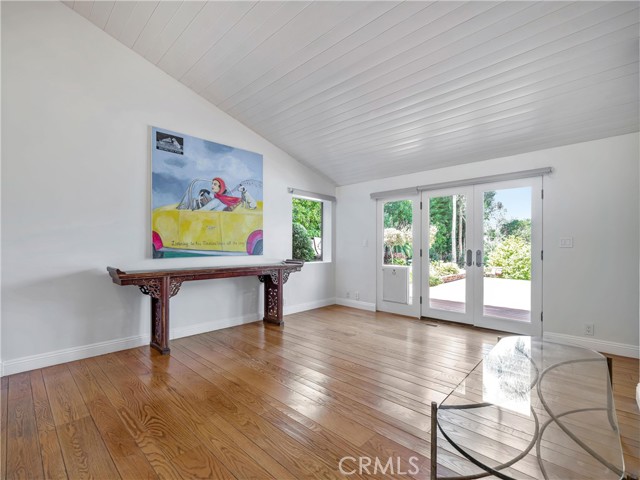 Detail Gallery Image 26 of 56 For 3635 Serra Rd, Malibu,  CA 90265 - 4 Beds | 3 Baths