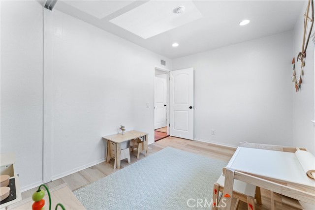 27231 Eastridge Drive, Lake Forest CA: https://media.crmls.org/medias/4aef1c6c-3316-49c5-a88a-e4962ec31bf8.jpg