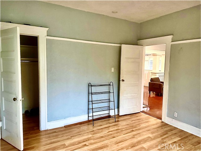 Detail Gallery Image 21 of 37 For 2129 30th W 30th, Los Angeles,  CA 90018 - 4 Beds | 1 Baths