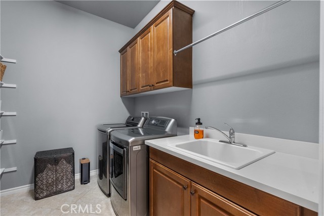 Detail Gallery Image 37 of 71 For 22385 Copper Mountain Ct, Saugus,  CA 91350 - 5 Beds | 5 Baths