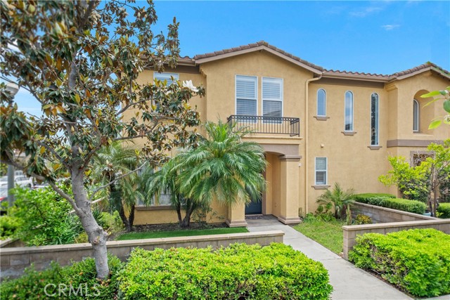 17 Crescent City, Irvine CA: https://media.crmls.org/medias/4aef5c45-b11b-4167-a1a2-ce70b2643a1f.jpg