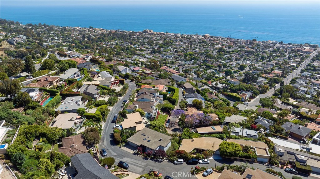 905 Canyon View Drive