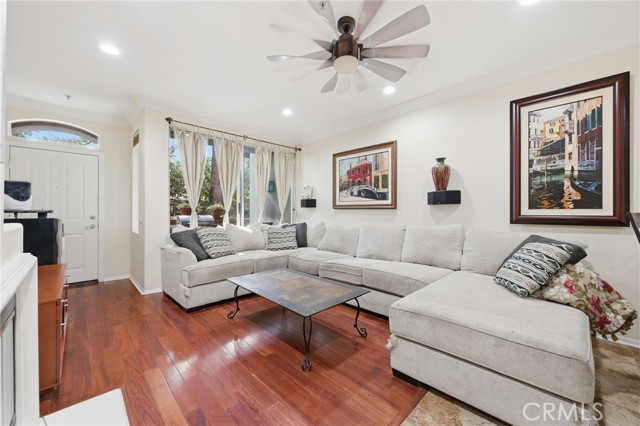 Detail Gallery Image 24 of 54 For 902 Solvay Aisle, Irvine,  CA 92606 - 2 Beds | 2 Baths