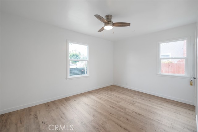 3301 Obama Boulevard, Los Angeles CA: https://media.crmls.org/medias/4af033d0-0fd8-4597-9275-89f432dd68d0.jpg