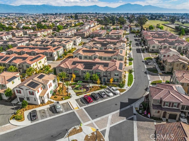 Detail Gallery Image 30 of 41 For 7155 Citrus Ave #302,  Fontana,  CA 92336 - 3 Beds | 2/1 Baths