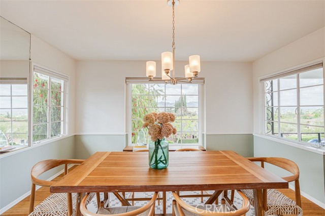 Detail Gallery Image 11 of 45 For 523 Meadows Dr., Glendale,  CA 91202 - 4 Beds | 4 Baths
