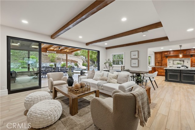 Image 17 of 55 For 24923 Highspring