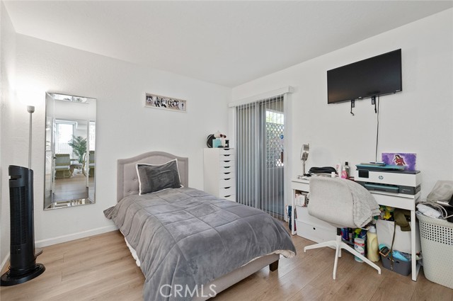 Detail Gallery Image 16 of 58 For 1600 Crescent Heights St, Signal Hill,  CA 90755 - 4 Beds | 2/1 Baths