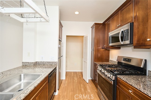 2312 Scholarship, Irvine CA: https://media.crmls.org/medias/4af0eb79-2eb6-4b8c-8782-6d733f9162c0.jpg