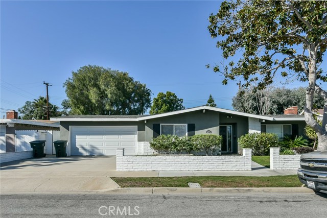 2725 Fremont Ln, Costa Mesa, CA 92626