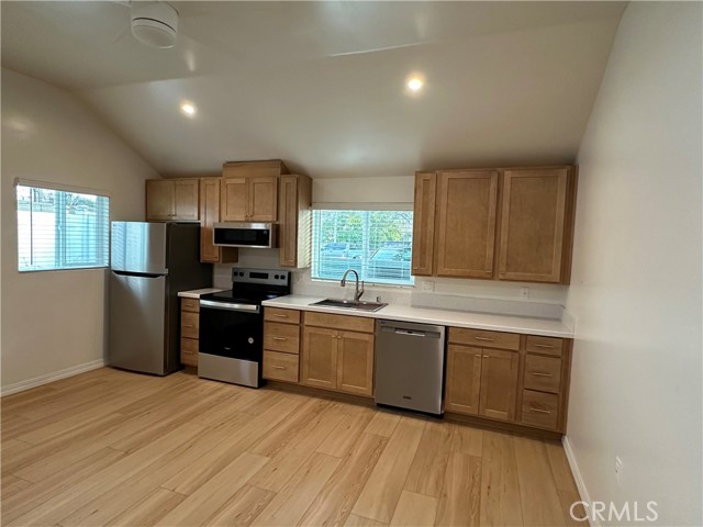 Detail Gallery Image 12 of 13 For 7321 Kelvin Ave, Winnetka,  CA 91306 - 0 Beds | 1 Baths