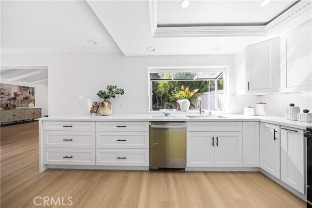 Detail Gallery Image 27 of 73 For 12 Oakdale, Irvine,  CA 92604 - 5 Beds | 3 Baths