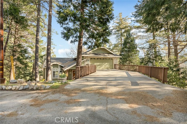Detail Gallery Image 2 of 40 For 24502 Albrun Ct, Crestline,  CA 92325 - 3 Beds | 2/1 Baths