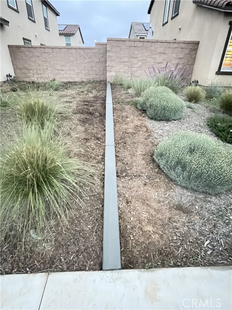 Detail Gallery Image 7 of 13 For 28378 Deer Brush Dr, Nuevo,  CA 92567 - 3 Beds | 2/1 Baths