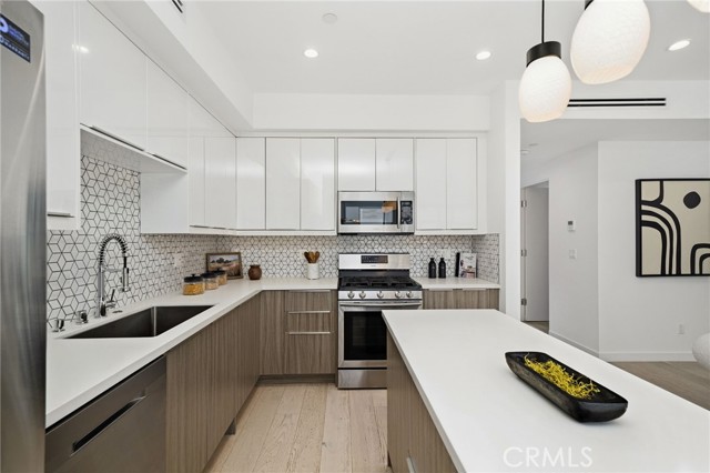 Image 5 of 37 For 5153 Redondo Court