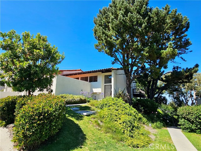 11 Oaktree Lane, Rolling Hills Estates, California 90274, 4 Bedrooms Bedrooms, ,3 BathroomsBathrooms,Residential,Sold,Oaktree,SB23136436