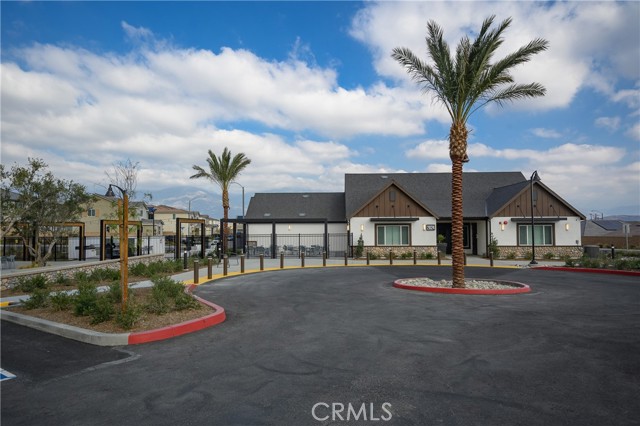 Detail Gallery Image 21 of 24 For 2441 Gunner Ridge Way, Rialto,  CA 92377 - 3 Beds | 2/1 Baths