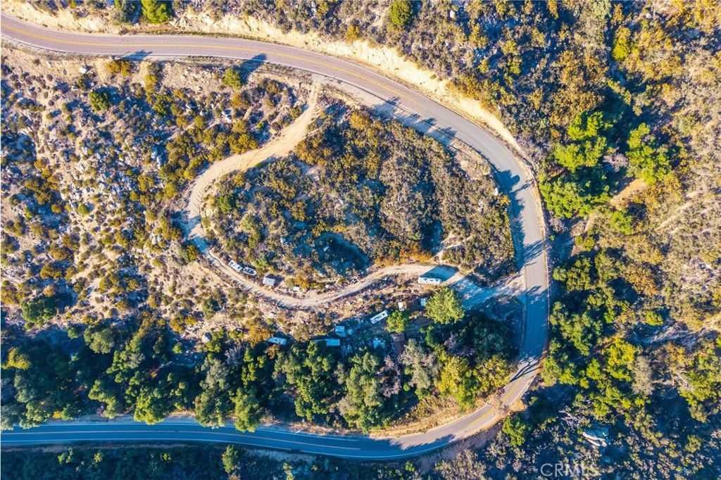https://media.crmls.org/medias/4af80099-73c4-44bf-a8a0-a158e8a78b1d.jpg?preset=X-Large