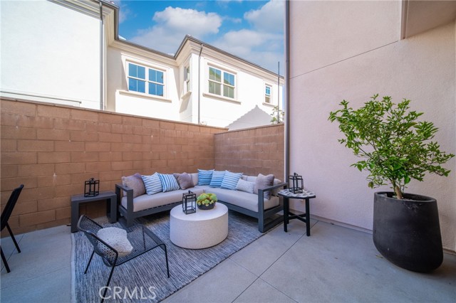 Detail Gallery Image 31 of 47 For 124 Sunnyside, Irvine,  CA 92618 - 4 Beds | 4 Baths