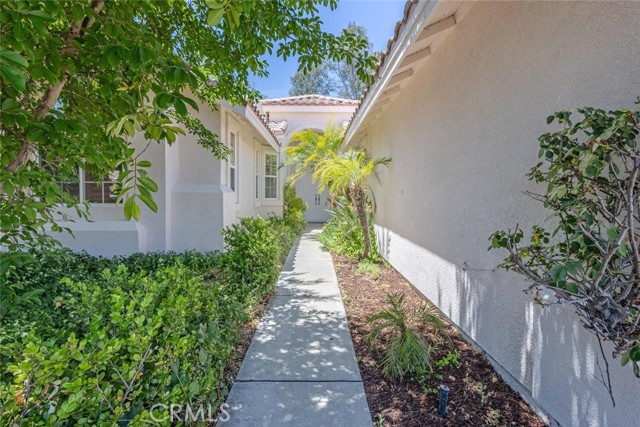 Image 4 of 61 For 24563 Calle Perla
