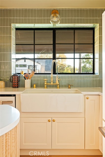 Detail Gallery Image 17 of 59 For 1578 Morada Pl, Altadena,  CA 91001 - 4 Beds | 3 Baths