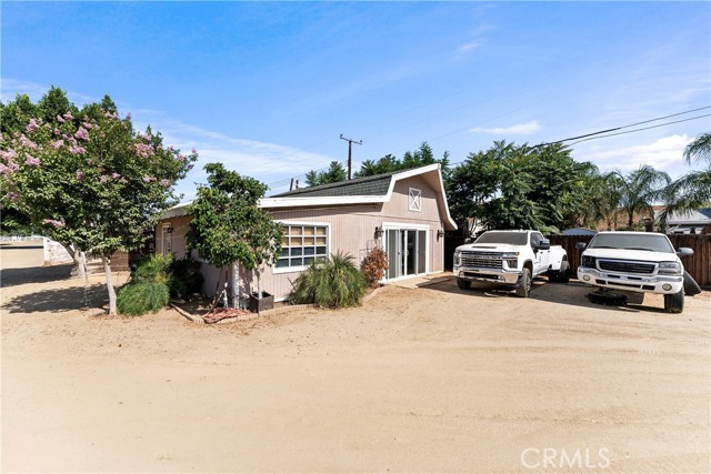 Image 33 of 51 For 4072 Corona Avenue
