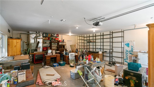 Detail Gallery Image 3 of 58 For 22070 Big Oak Rd, Cedarpines Park,  CA 92322 - 3 Beds | 3 Baths