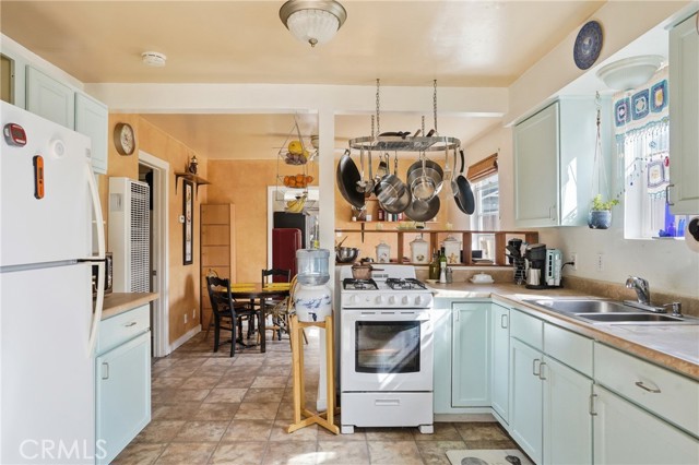 Detail Gallery Image 9 of 21 For 2271 Holden Ave, Oceano,  CA 93445 - 2 Beds | 2 Baths