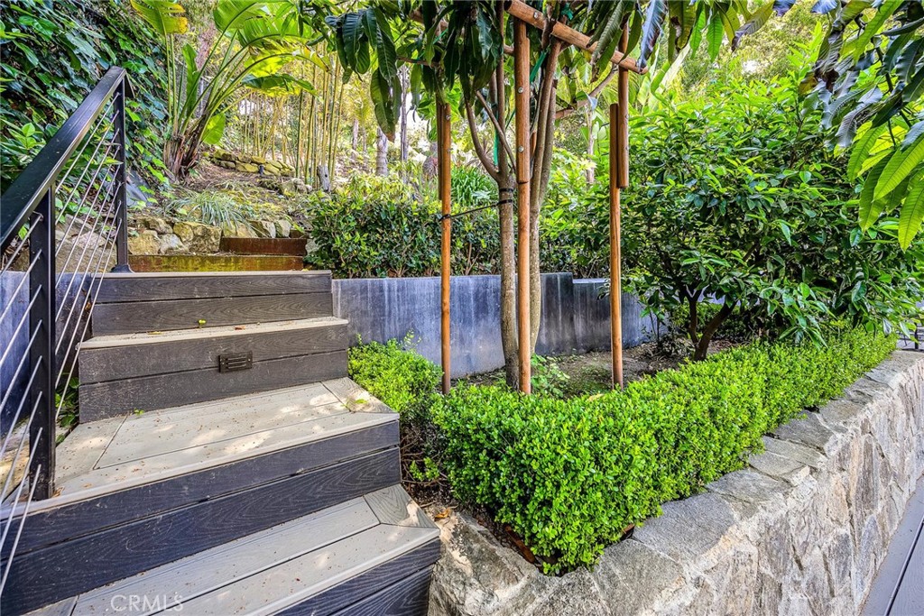 3521 Stonewood DriveSherman Oaks image #4