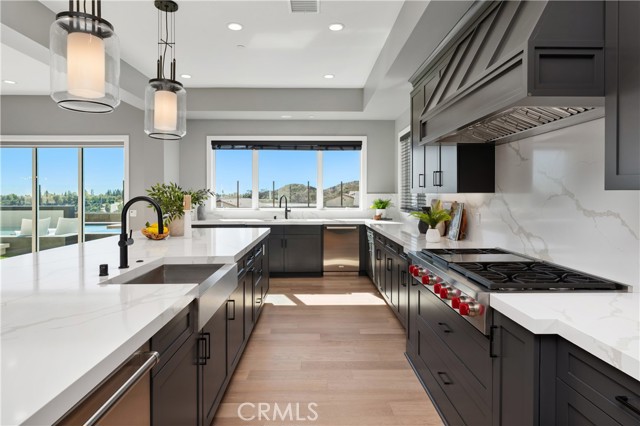 Detail Gallery Image 13 of 60 For 28710 Hidden Trail, Silverado,  CA 92676 - 5 Beds | 5/2 Baths