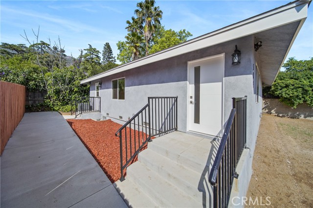 Detail Gallery Image 24 of 47 For 585 583 Wapello St, Altadena,  CA 91001 - 4 Beds | 3 Baths