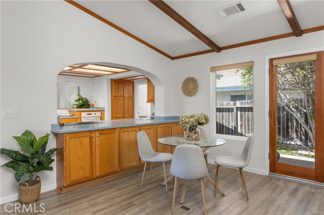 265 Leeward Avenue, Pismo Beach CA: https://media.crmls.org/medias/4afcb54b-7eef-44e0-9537-53d308ea6915.jpg