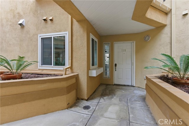 Detail Gallery Image 2 of 34 For 16291 Countess #115,  Huntington Beach,  CA 92649 - 2 Beds | 2 Baths