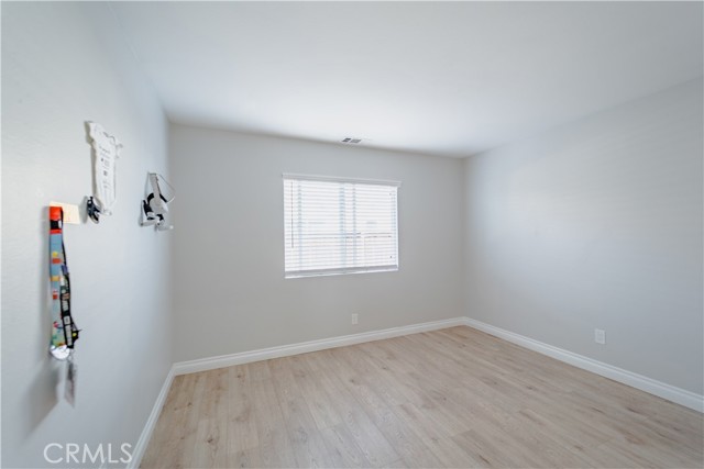 Detail Gallery Image 10 of 53 For 4630 Ferngreen, Hemet,  CA 92545 - 5 Beds | 2/1 Baths