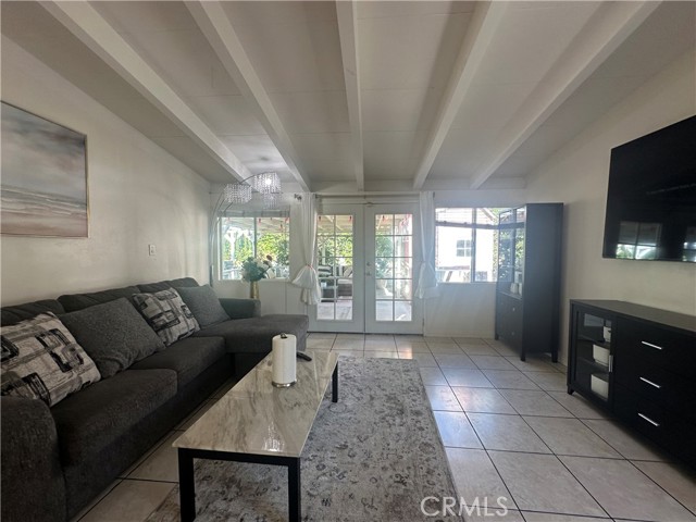 Detail Gallery Image 3 of 19 For 1360 N Ferndale St, Anaheim,  CA 92801 - 4 Beds | 2 Baths