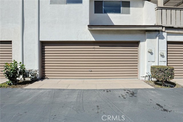 Detail Gallery Image 33 of 36 For 5106 W 1st, Santa Ana,  CA 92703 - 3 Beds | 2/1 Baths