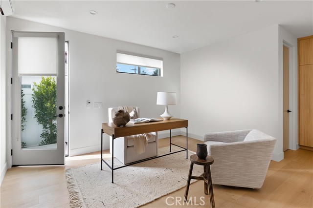 Detail Gallery Image 11 of 29 For 12213 Allin Street, Culver City,  CA 90230 - 4 Beds | 4/1 Baths