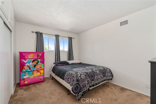 Detail Gallery Image 26 of 47 For 5382 Crest, Riverside,  CA 92503 - 4 Beds | 1/1 Baths