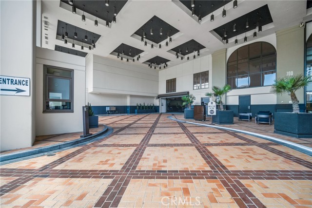 700 E Street, San Diego, California 92101, 1 Bedroom Bedrooms, ,2 BathroomsBathrooms,Residential,For Sale,E Street,OC24112082