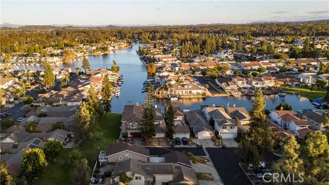 Front Image Thumbnail for CROC26087796