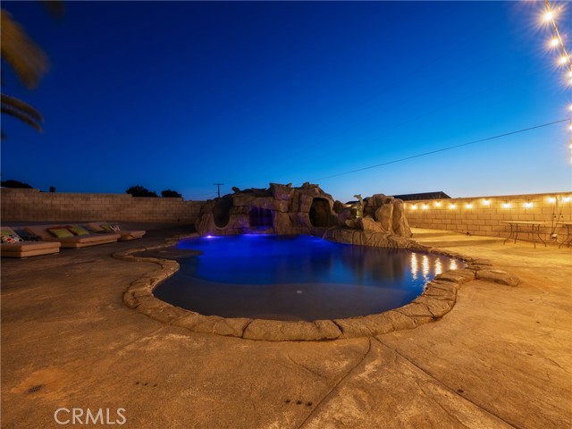 13136 Tawya Road, Apple Valley CA: https://media.crmls.org/medias/4b001ff7-0953-4293-a5a7-8f9091cb6ca6.jpg