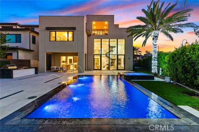 61 Hartman, Irvine CA: https://media.crmls.org/medias/4b002799-8571-4dd9-8832-a06697c8c1fe.jpg