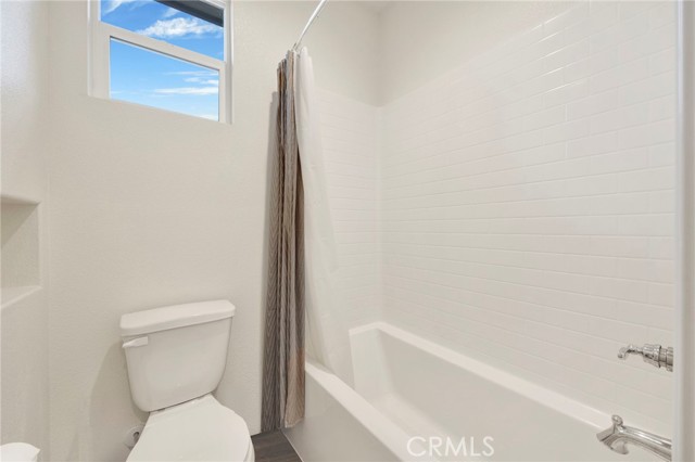 Detail Gallery Image 20 of 49 For 28427 Ascent, Saugus,  CA 91350 - 3 Beds | 3 Baths