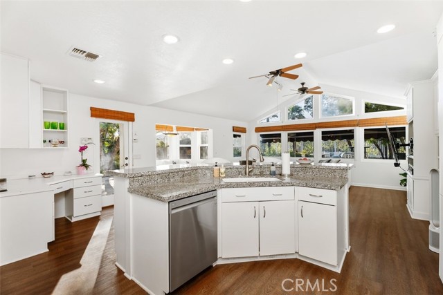 Detail Gallery Image 25 of 39 For 5 Copley Pl, Laguna Niguel,  CA 92677 - 4 Beds | 3 Baths