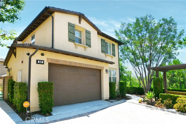 99 Fuchsia, Lake Forest CA: https://media.crmls.org/medias/4b028029-e97c-4878-bd75-ac39e583a81a.jpg