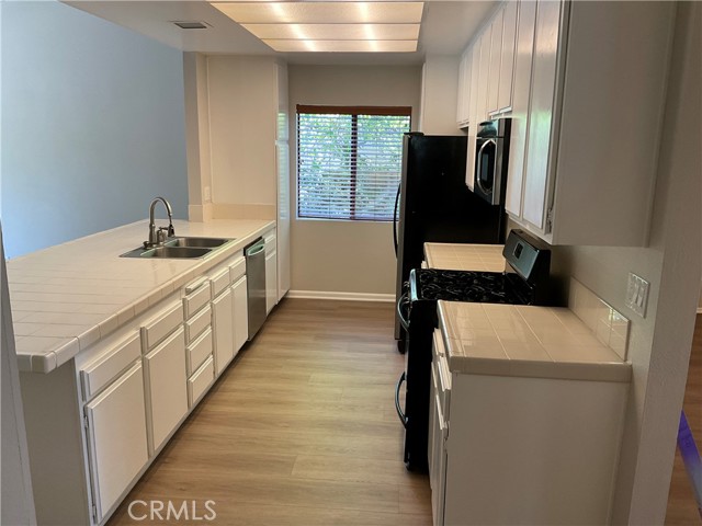 171 S Lincoln Street, Orange CA: https://media.crmls.org/medias/4b02ecaa-c7ef-4998-ab7c-82299256be9f.jpg